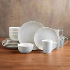 Vera 16 Piece Dinnerware Set, Service For 4 -Famous Tableware Store 5286184 Pfaltzgraff Vera 16PC DinnerwareSet Lifestyle 1